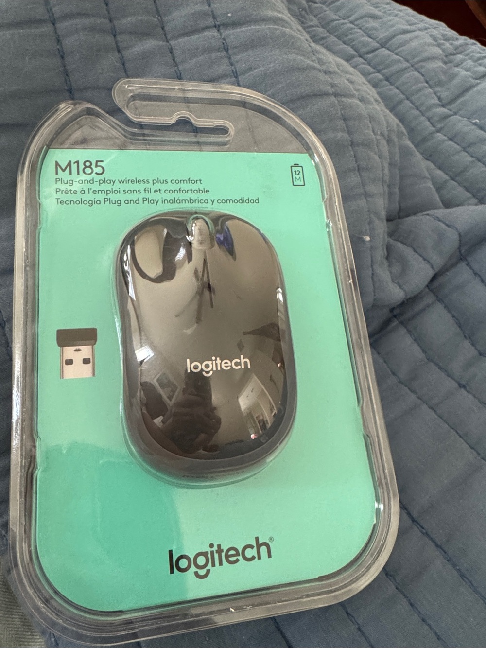 Logitech M185 Wireless Mouse — Glossy Black